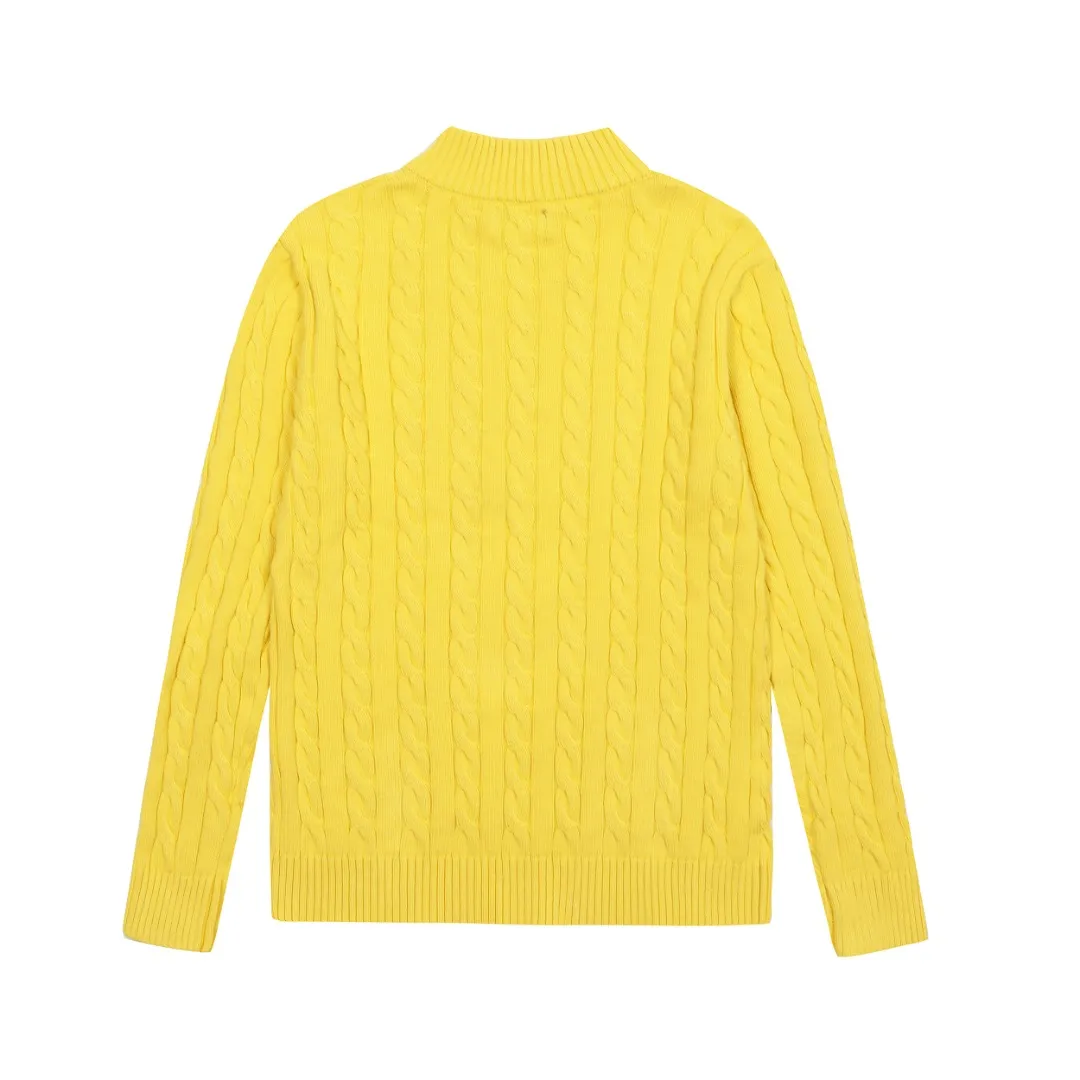 🅿️250 "Top quality" Style number: DS014# [Ralph Lauren half-zip solid color pony embroidered logo twist knitted sweater] ✅Ralph Lauren half-zip classic basic versatile unisex couple pullover sweater ✅Main supplier platform live broadcast Wholesale entity Replenish when out of stock Not removed from shelves ✅ZP quality 1:1 version Scan the code to enter the GF website Counter quality ✅Detailed quality The only one in Guangzhou Imported quality cotton yarn, focusing on high-end, cost-effective, good quality needless to say ✅The version is restored to the original order, the maximum size can be worn up to 200 pounds, loose, comfortable and stress-free ✅The upper body is simple and easy to match, ootd must-have style, good-looking clothes are never picky, a must-have wardrobe recommendation Size: S-XL Color: Navy blue, off-white, black, gray, khaki, light blue, yellow, pink, olive green, Chinese red